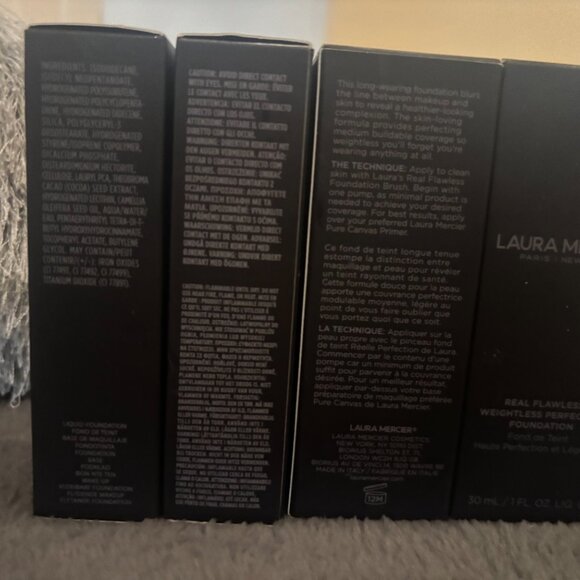 Colors below LAURA MERCIER REAL FLAWLESS WEIGHTLESS PERFECTING FOUNDATION - Picture 10 of 12